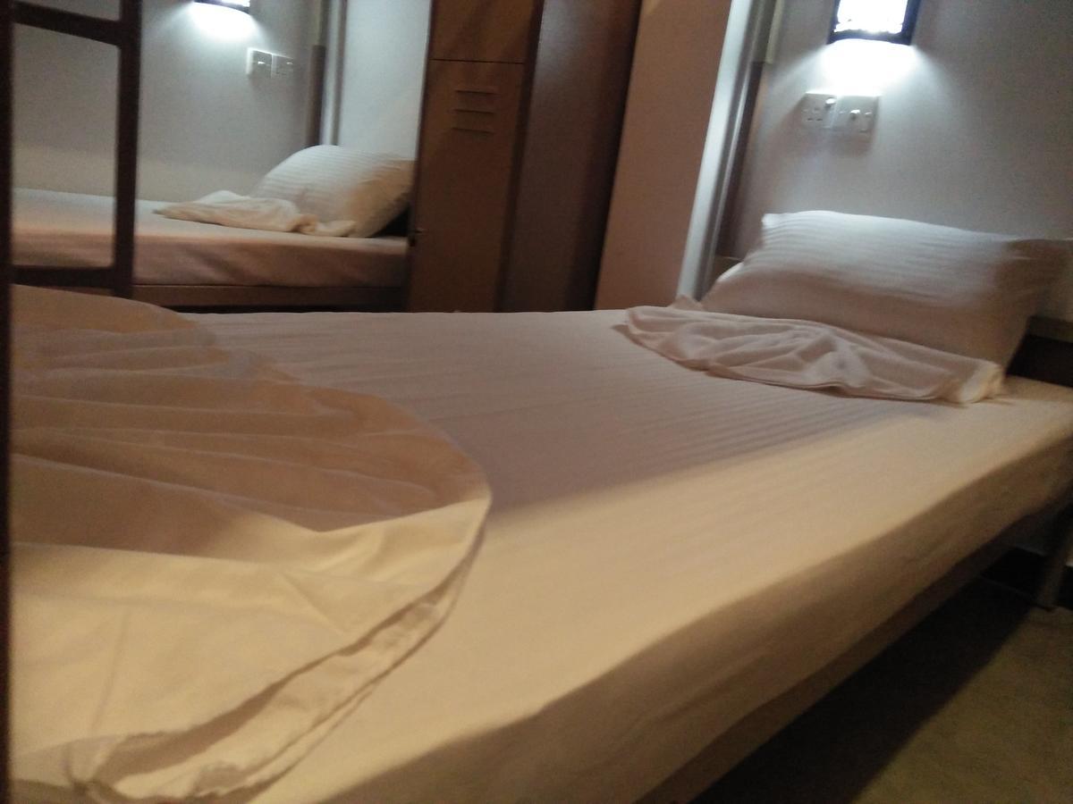 Space Garden Hostel Mirissa Dış mekan fotoğraf