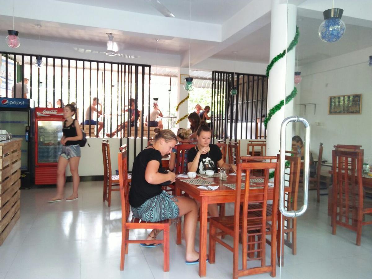 Space Garden Hostel Mirissa Dış mekan fotoğraf